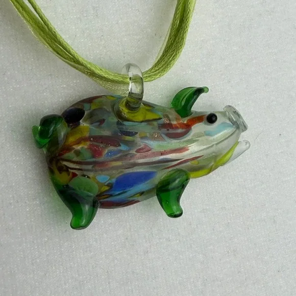 Art Glass Pig Pendant Necklace Lime Green Ribbon Cord Confetti Animal Jewelry - Picture 1 of 10